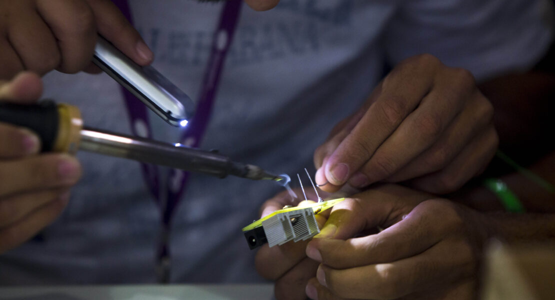 "Que los jóvenes entiendan, abracen y tengan a la tecnología de aliada”
