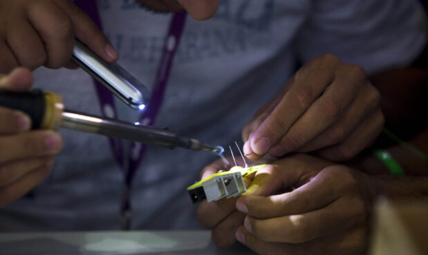 "Que los jóvenes entiendan, abracen y tengan a la tecnología de aliada”